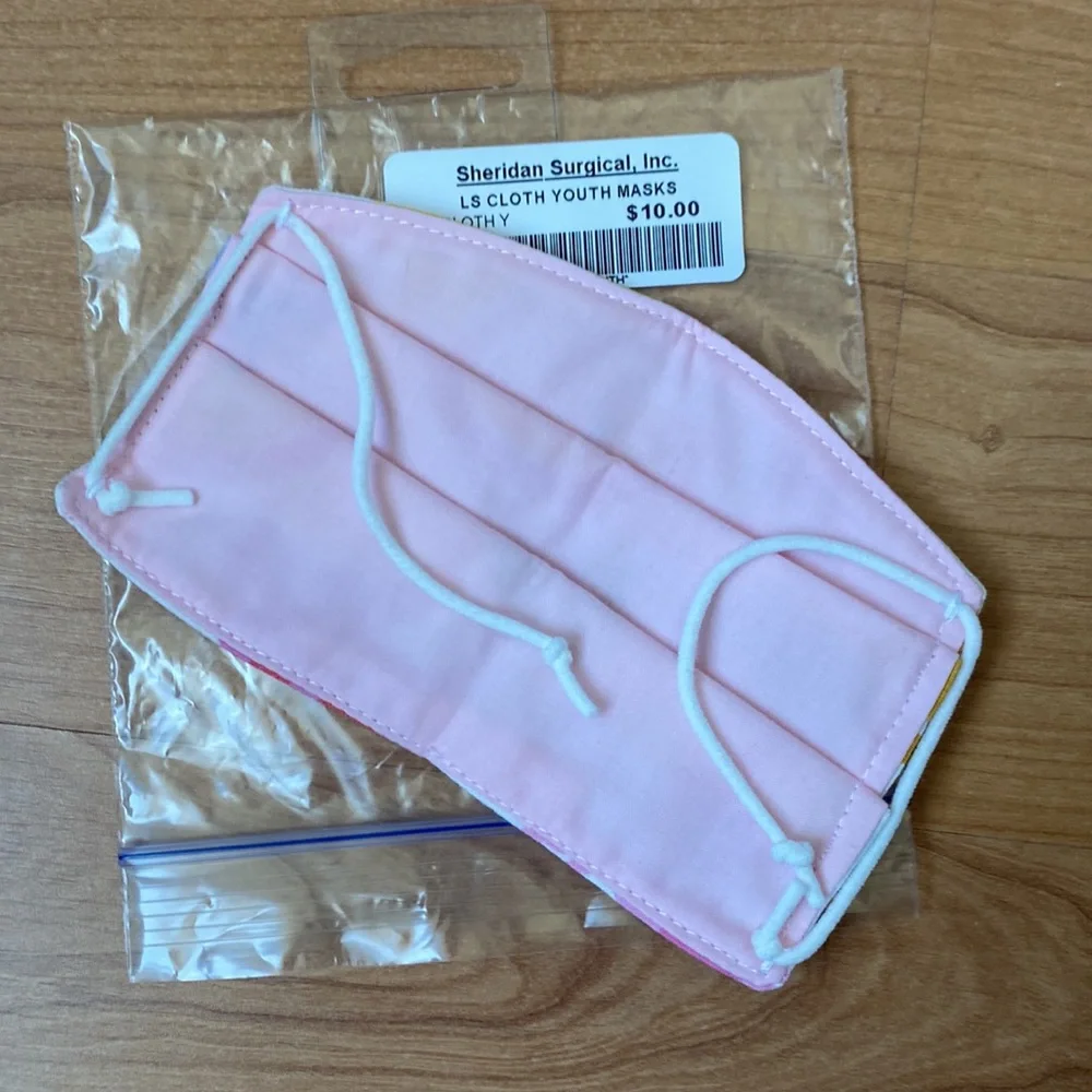 NWT set of 2 child face mask balloon unicorn animal savannah lion king